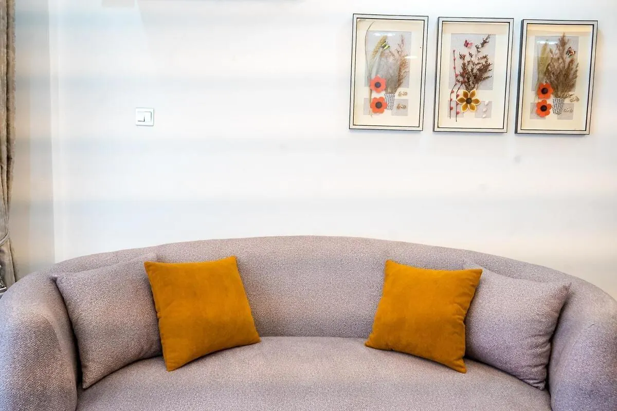 Urban Comfort Naalya 2Br Καμπάλα Ουγκάντα