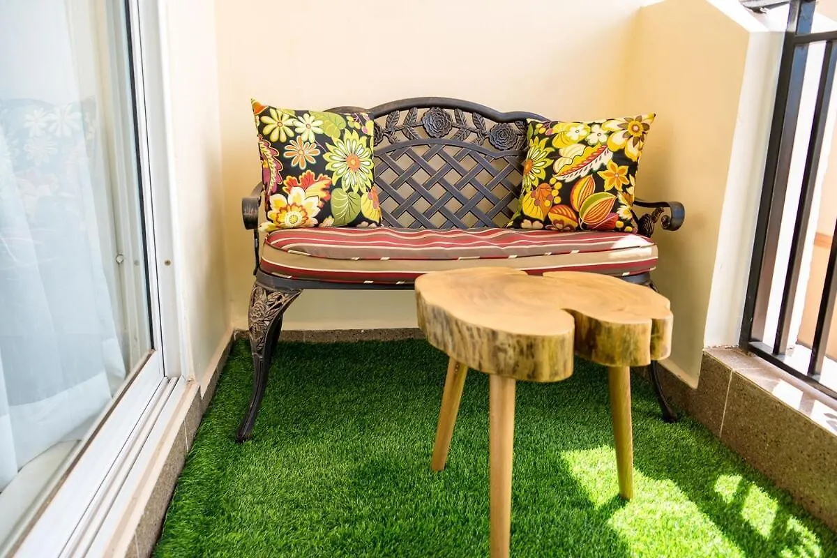 Urban Comfort Naalya 2Br Καμπάλα 0*,