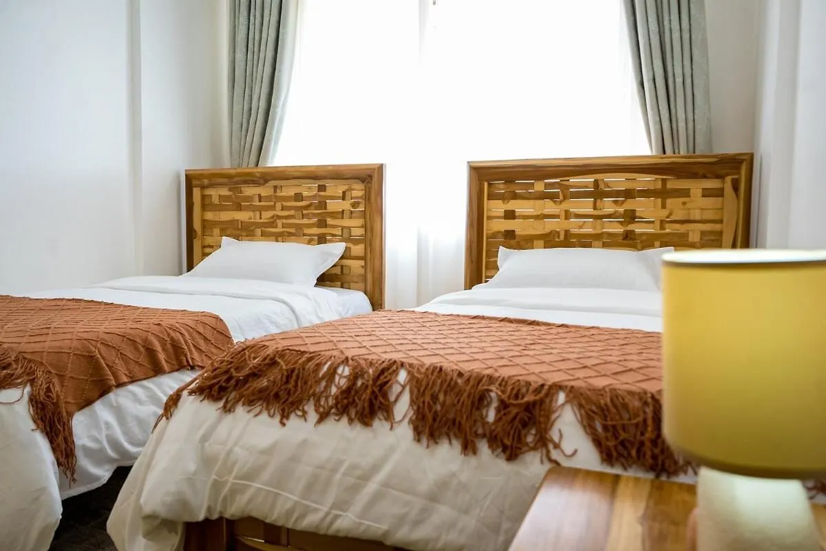 Urban Comfort Naalya 2Br Καμπάλα Διαμέρισμα