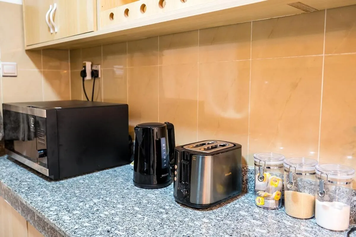 Urban Comfort Naalya 2Br Καμπάλα