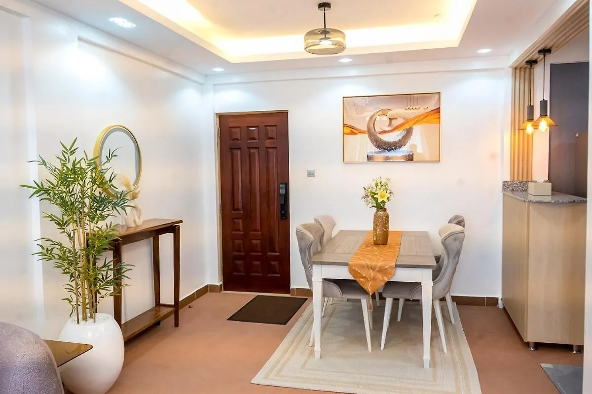 Urban Comfort Naalya 2Br Καμπάλα 0*,